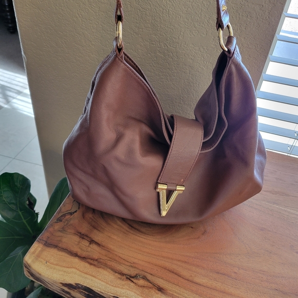 Vince Camuto Handbags - Vince Camuto | Genuine Leather Bag